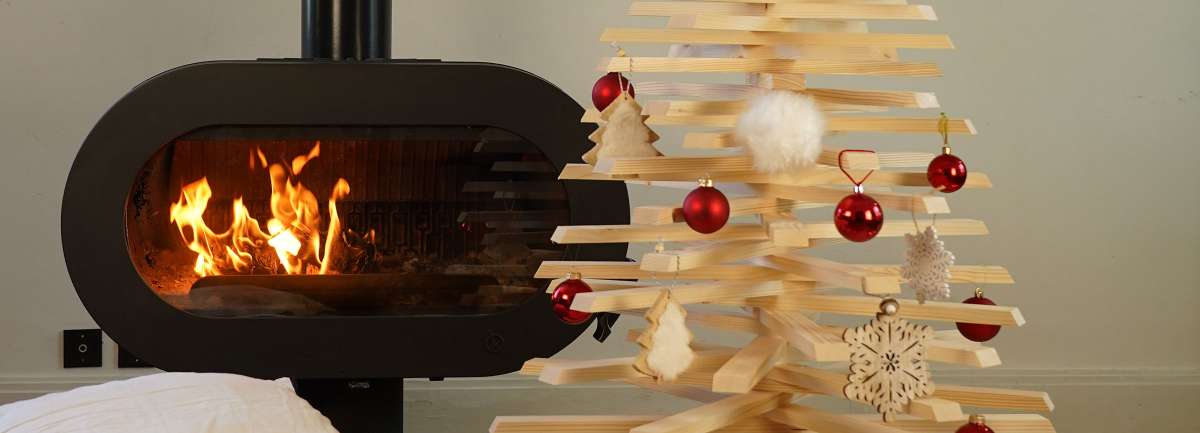 apin de Noël en bois, décoré © Mon Sapin Woody