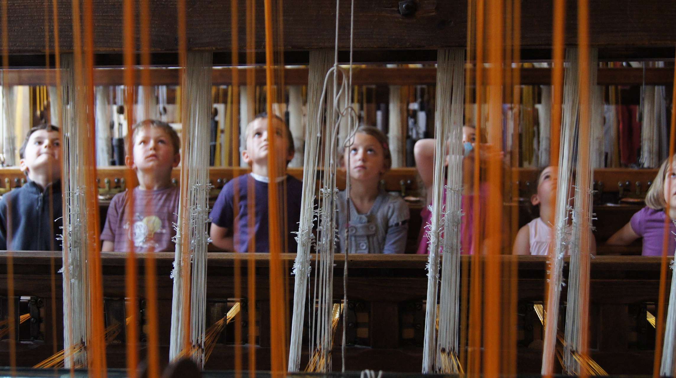 Dévouverte d'un métier à tisser avec Soierie Vivante